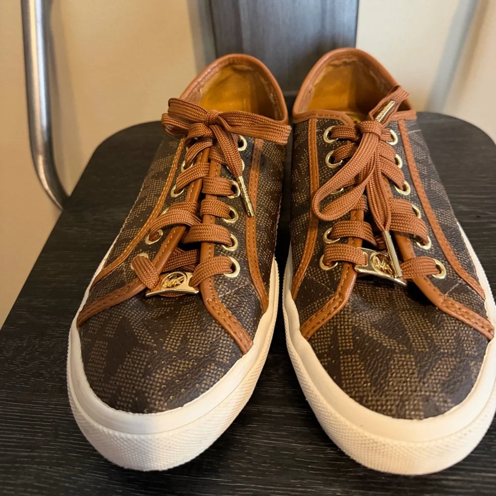 Michael Kors Boerum MK Logo Sneakers Brown Monogram Lace Up Shoes 6.5